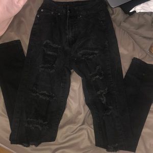 Very Distressed Jeans